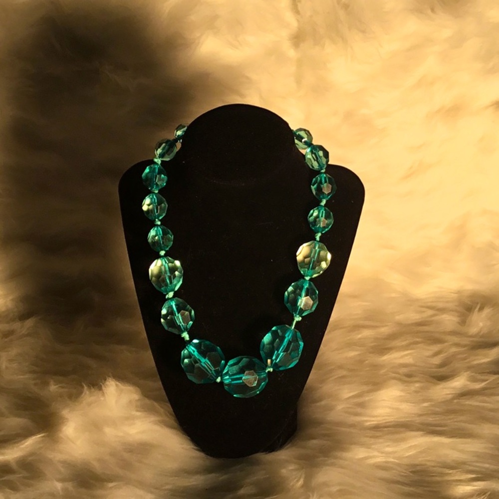 Vintage look statement necklace